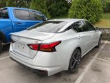 Used 2023 Nissan Altima 2.5 SR w/ SR Premium Package image 3