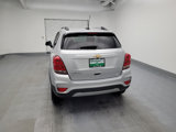 Used 2021 Chevrolet Trax LT image 6
