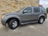 Used 2005 Nissan Pathfinder SE w/ (P01) Se Premium Pkg image 2