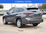 Used 2021 Toyota Highlander LE image 4