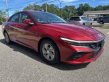 Certified 2025 Hyundai Elantra SE image 4