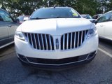 Used 2014 Lincoln MKX FWD w/ Equipment Group 101A image 2