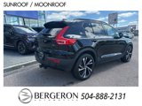 Used 2021 Volvo XC40 T5 R-Design image 4