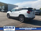 Used 2024 GMC Terrain SLT image 4