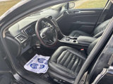 Used 2017 Ford Fusion SE w/ Fusion SE Technology Package image 6