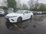 Used 2019 Toyota Camry SE image 2