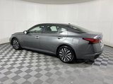 Used 2024 Nissan Altima 2.5 SV image 4