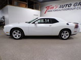 Used 2013 Dodge Challenger SXT image 2