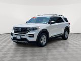 Used 2022 Ford Explorer XLT w/ Equipment Group 202A image 3