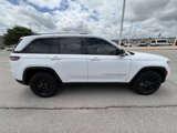 Used 2023 Jeep Grand Cherokee Limited image 4