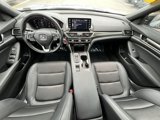 Used 2022 Honda Accord Sport image 2