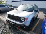 Used 2016 Jeep Renegade Trailhawk w/ Premium Trailhawk Package image 2