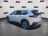 Used 2021 Nissan Rogue SV image 3