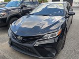 Used 2018 Toyota Camry SE image 2