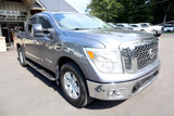 Used 2017 Nissan Titan SV image 3