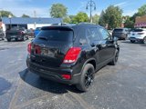 Used 2022 Chevrolet Trax LT w/ Midnight Edition image 5