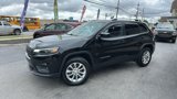 Used 2019 Jeep Cherokee Latitude w/ Cold Weather Group image 3