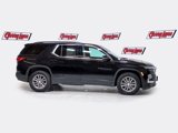 Used 2023 Chevrolet Traverse LT image 3