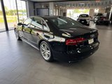 Used 2017 Audi A8 L 4.0T image 3