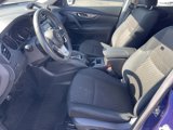 Used 2018 Nissan Rogue SV w/ Premium Package image 5
