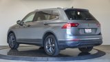 Used 2022 Volkswagen Tiguan SE image 2