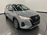 Used 2022 Nissan Kicks SV image 2