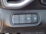 Used 2021 Hyundai Venue SE image 5