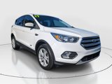 Used 2017 Ford Escape SE image 2