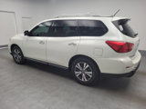 Used 2017 Nissan Pathfinder SL image 3