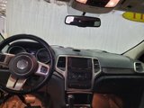 Used 2011 Jeep Grand Cherokee Laredo image 4