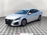 Used 2023 Nissan Altima 2.5 SV image 2