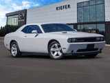 Used 2014 Dodge Challenger SXT image 2