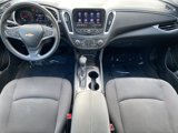 Used 2024 Chevrolet Malibu LT image 2