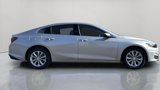 Used 2022 Chevrolet Malibu LT image 2