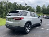 Used 2018 Chevrolet Traverse LT image 3