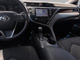 Used 2018 Toyota Camry LE image 4