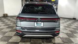 New 2025 Volkswagen Taos SE image 6