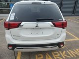 Used 2020 Mitsubishi Outlander SE image 4