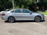 Used 2020 Volkswagen Jetta SE image 2