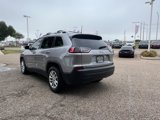 Used 2019 Jeep Cherokee Latitude w/ Popular Appearance Group image 3