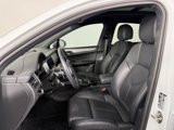 Certified 2023 Porsche Macan image 5