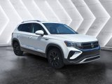 Used 2024 Volkswagen Taos SE w/ Panoramic Sunroof Package image 2