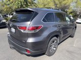 Used 2016 Toyota Highlander XLE image 2