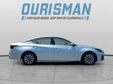 Used 2023 Nissan Altima 2.5 SV image 2