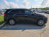 Used 2016 Kia Sorento LX image 3