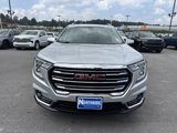 Used 2022 GMC Terrain SLT image 2