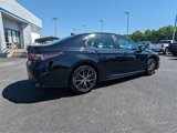 Used 2023 Toyota Camry SE image 4