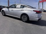 Used 2023 Nissan Altima 2.5 SV image 3