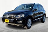 Used 2015 Volkswagen Tiguan SE image 2