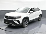 Used 2022 Volkswagen Taos SE w/ Driver Assistance Package image 4